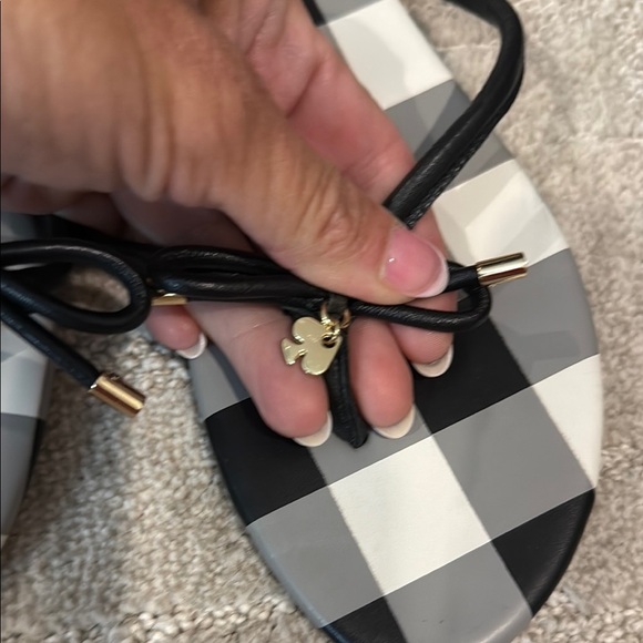 Kate Spade Black and White Sandals with Checkered Pattern - Picture 3 of 6